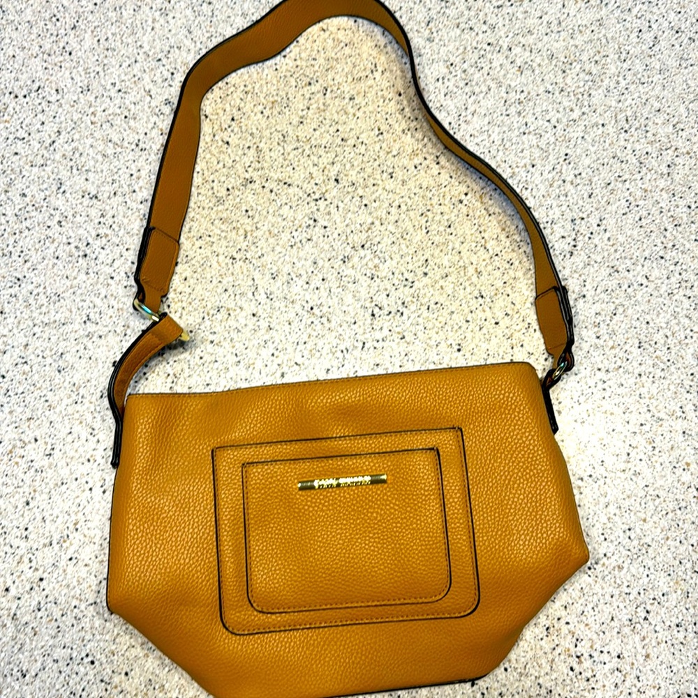 Steve Madden Purse. Plush Leather inside. Like New. Tan